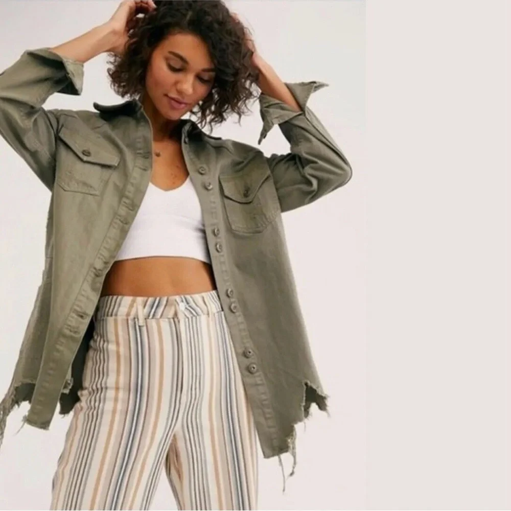 Free People Moonchild Green Distressed Denim Utility ShirtJacket Size L NEW